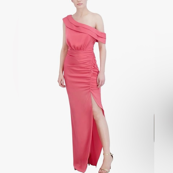 BCBGMAXAZRIA Women's One Shoulder Neck Evening Maxi Dress with Pleated Detail - Picture 1 of 5